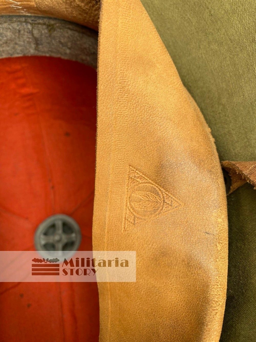 Tropical DAK pith Luftwaffe helmet - Tropical DAK pith Luftwaffe helmet: Third Reich Headgear