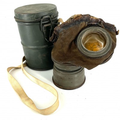 WWI German gas mask - Vintage German Equipment