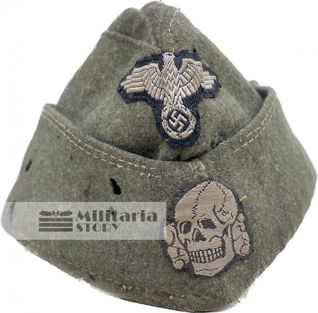 Waffen SS M40 EM/NCO side cap ‘Schiffchen’ - Waffen SS M40 EM/NCO side cap ‘Schiffchen’: Vintage German Headgear