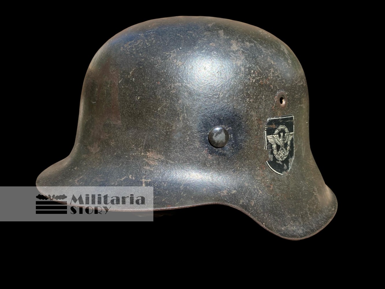 M42 Polizei DD helmet - M42 Polizei DD helmet: WW2 German Headgear