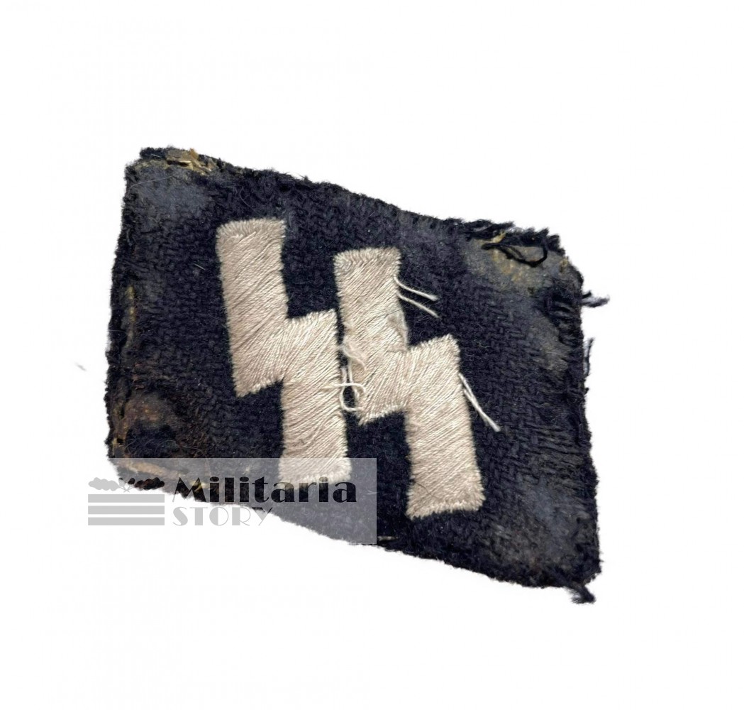 Waffen SS collar tab - Waffen SS collar tab: WW2 German Insignia