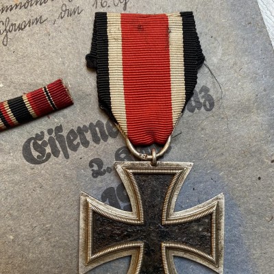 EK II class with envelope with ribbon (138) „Julius Maurer“