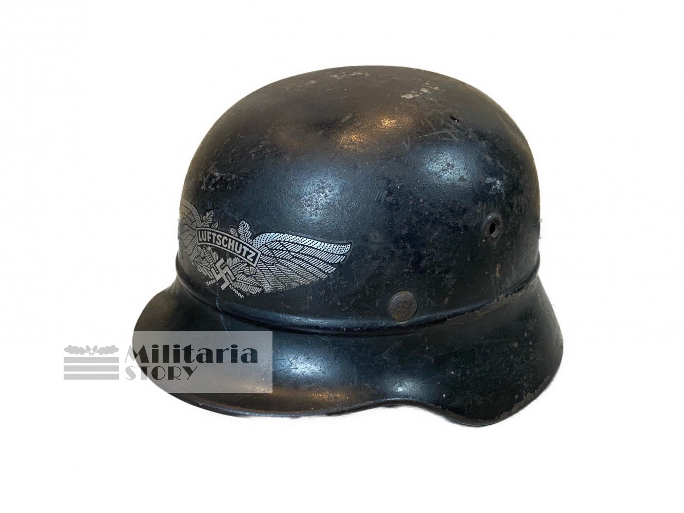 Luftschutz M40 helmet - Luftschutz M40 helmet: Vintage German Headgear