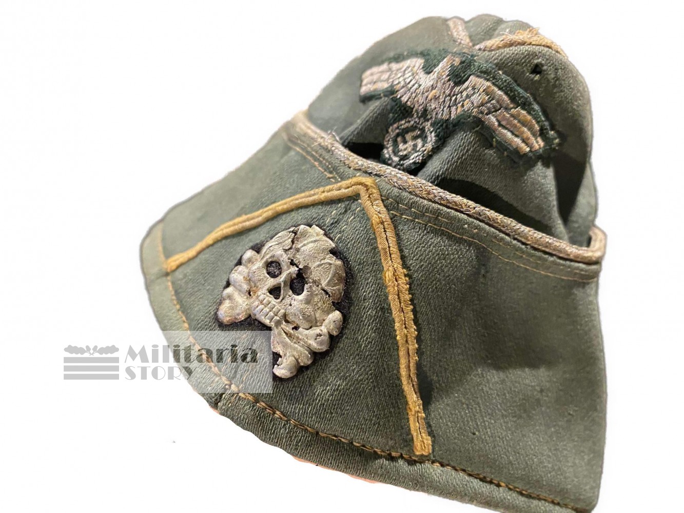 Untouched Waffen SS Officer side cap - Untouched Waffen SS Officer side cap: Vintage German Headgear