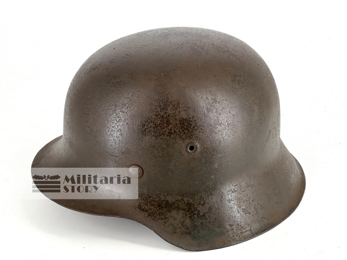 Waffen SS M42 EF64 helmet - Waffen SS M42 EF64 helmet: Third Reich Headgear