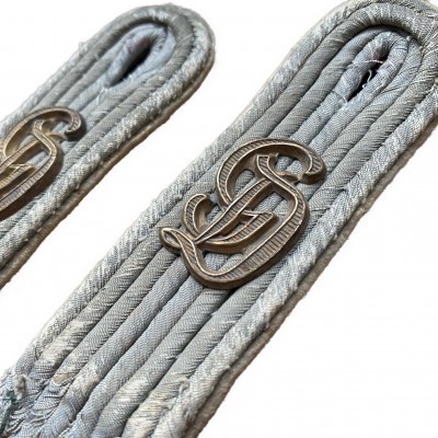 Heer Infantry Officer Grossdeutschland shoulder boards