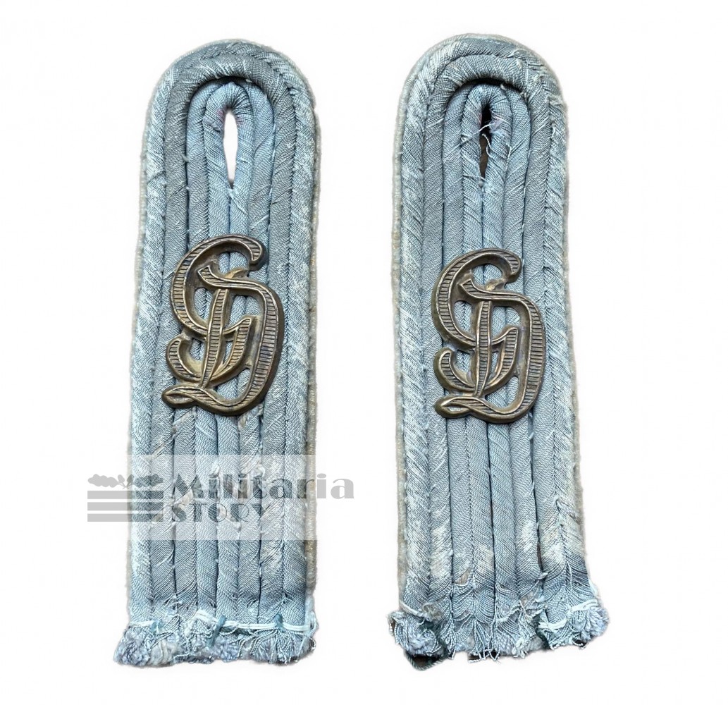 Heer Infantry Officer Grossdeutschland shoulder boards - Heer Infantry Officer Grossdeutschland shoulder boards: WW2 German Insignia