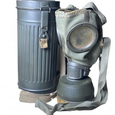 WH/SS/LW GAS MASK WITH CAN