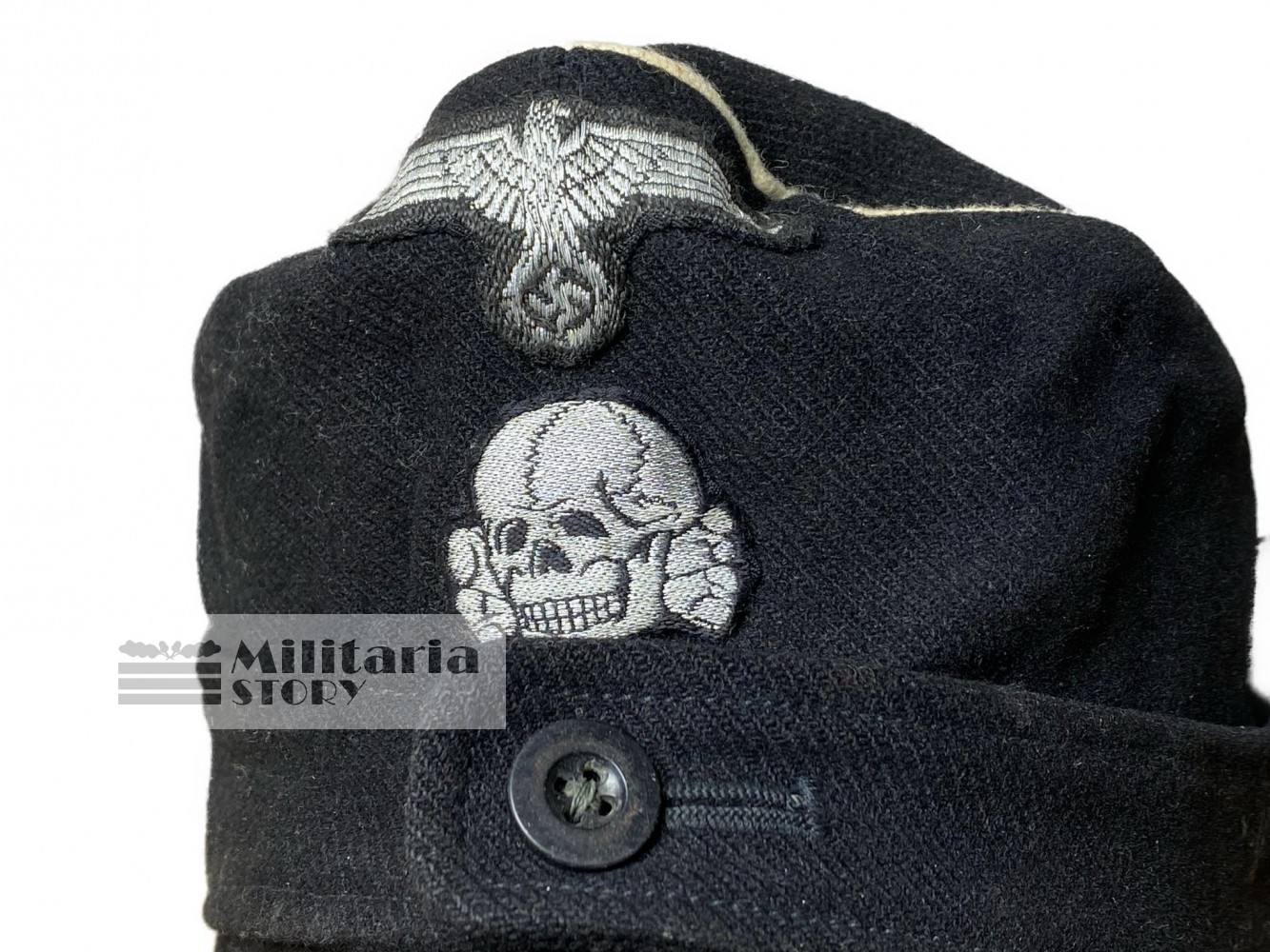 Waffen SS Panzer Officer Feldmutze - Waffen SS Panzer Officer Feldmutze: Vintage German Headgear