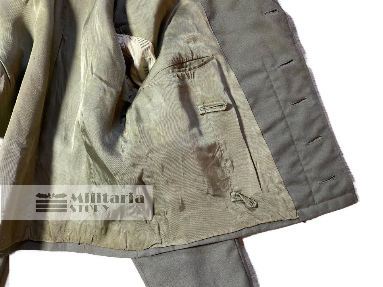 Waffen SS Officer wrap Stug - Waffen SS Officer wrap Stug: Vintage German Uniforms