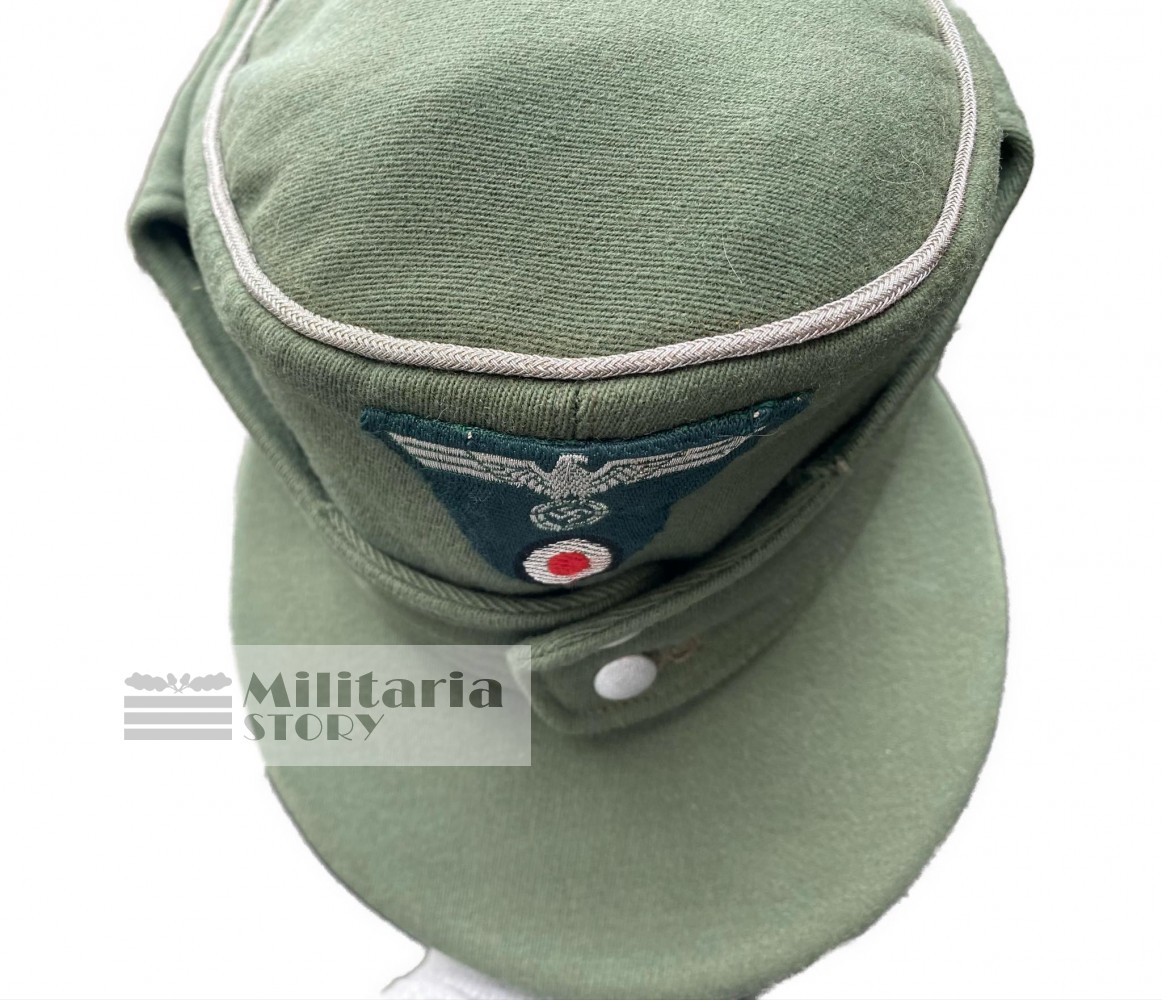 Heer Officer M43 field cap - Heer Officer M43 field cap: WW2 German Headgear