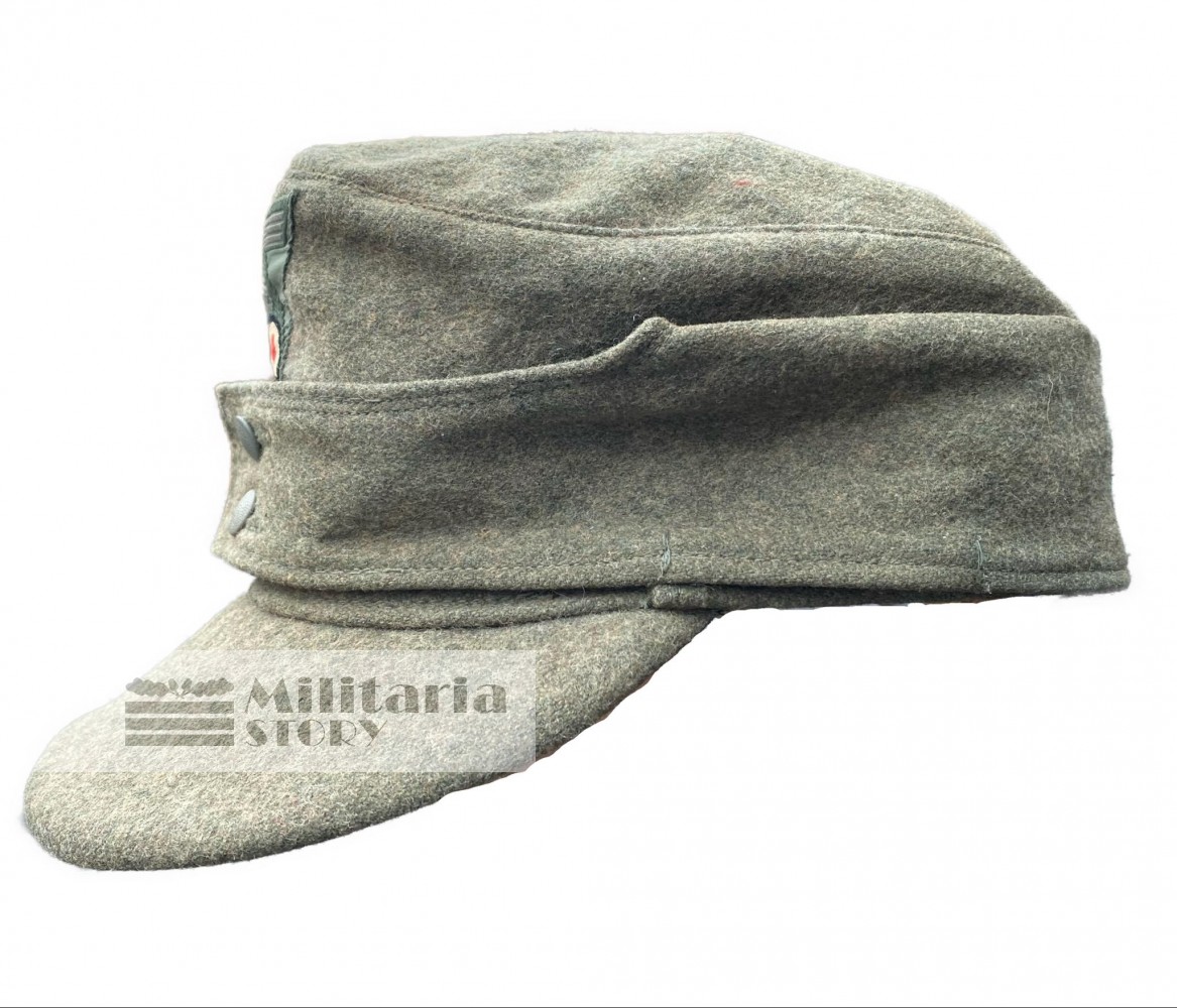 Wehrmacht M43 field cap - Wehrmacht M43 field cap: Third Reich Headgear