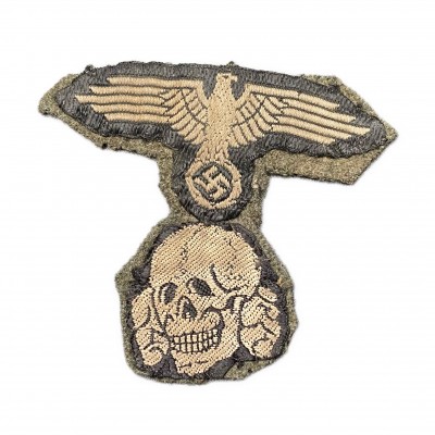 Waffen SS M43 cut-off two piece insignia