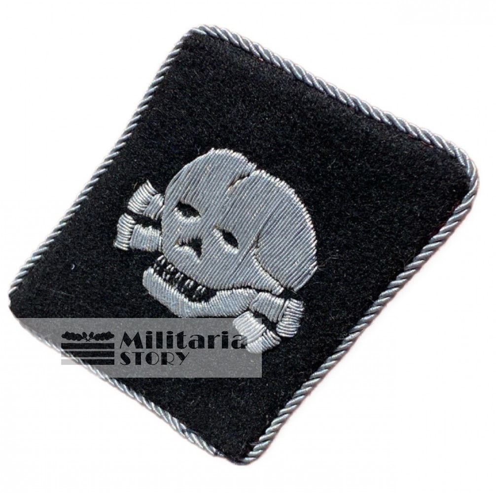 SS Totenkopf Officer verticale collar tab - SS Totenkopf Officer verticale collar tab: pre-war German Insignia