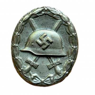 Unissued and unfinished Golden Wound Badge