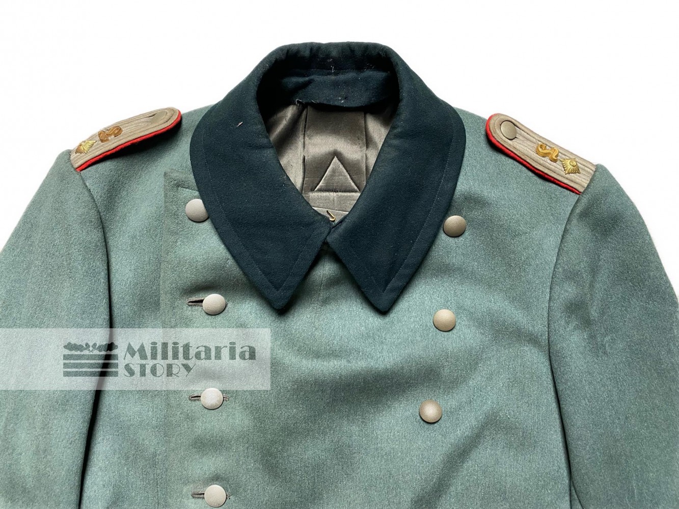 Heer Artillery Offier overcoat - Heer Artillery Offier overcoat: WW2 German Uniforms