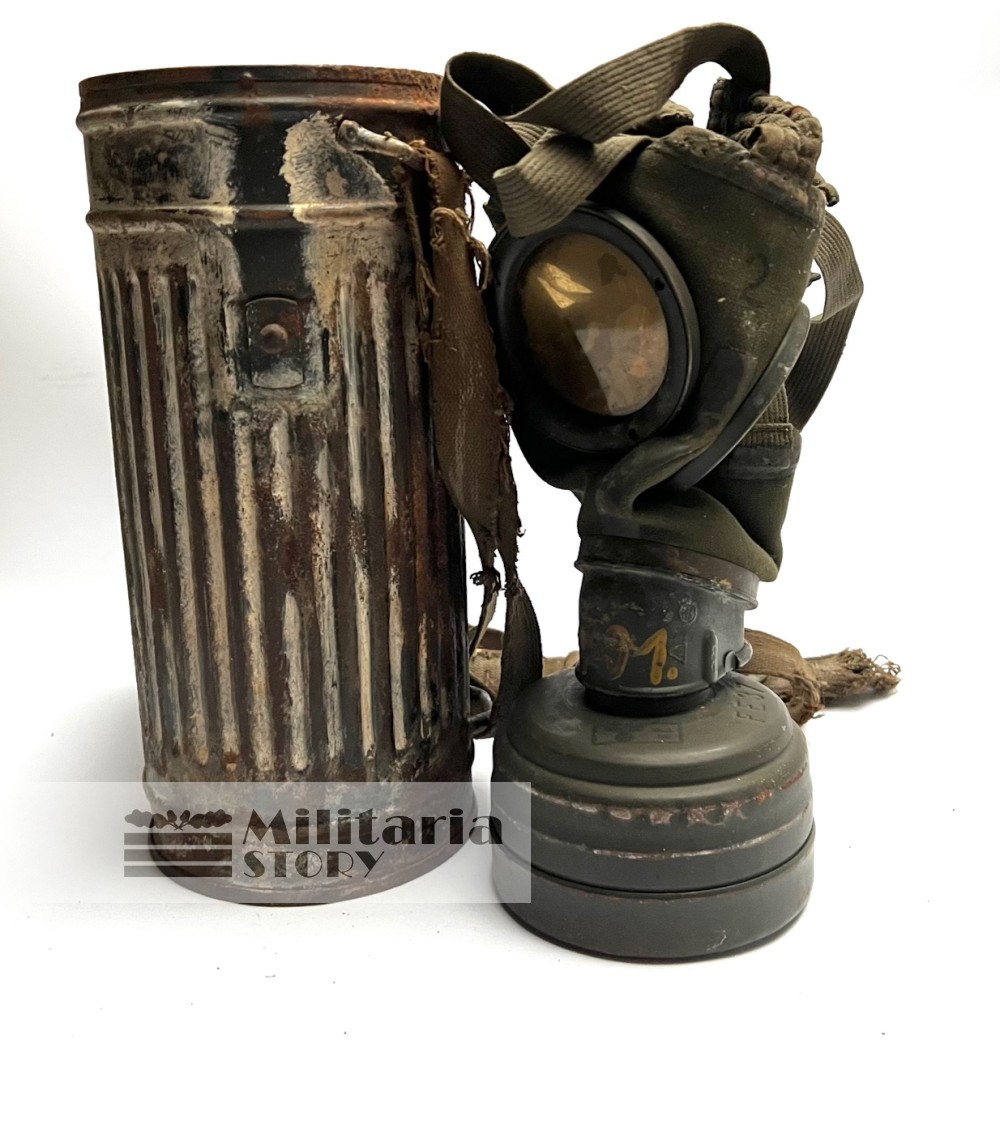 Winter camo set Helmet and Gas mask - Winter camo set Helmet and Gas mask: pre-war German Headgear