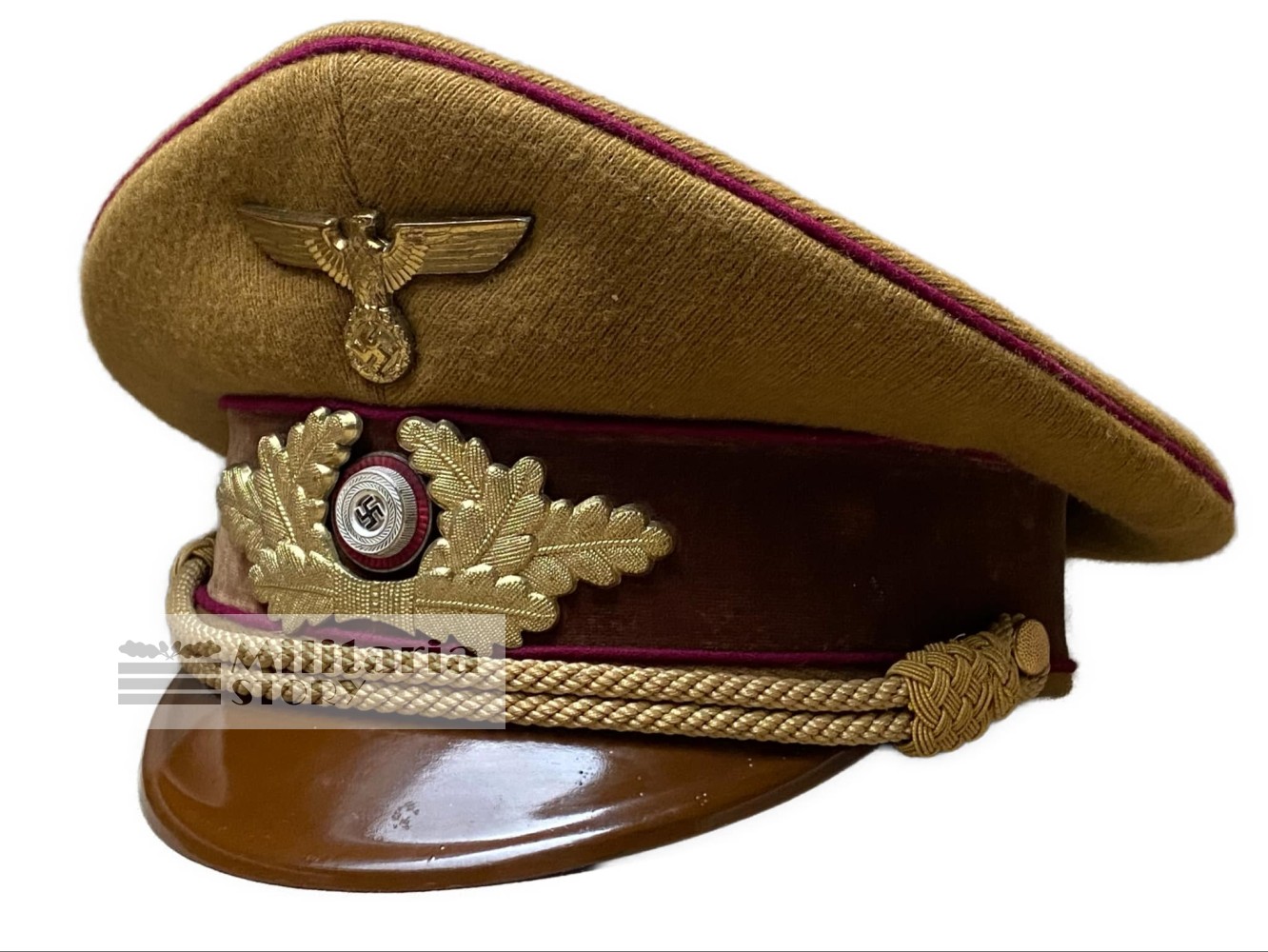 NSDAP GAULEITUNG VISOR CAP - NSDAP GAULEITUNG VISOR CAP: pre-war German Headgear