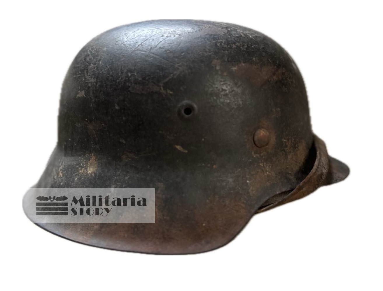 M42 Heer steel helmet - M42 Heer steel helmet: WW2 German Headgear