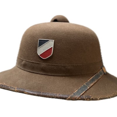 Tropical / DAK Pith Helmet