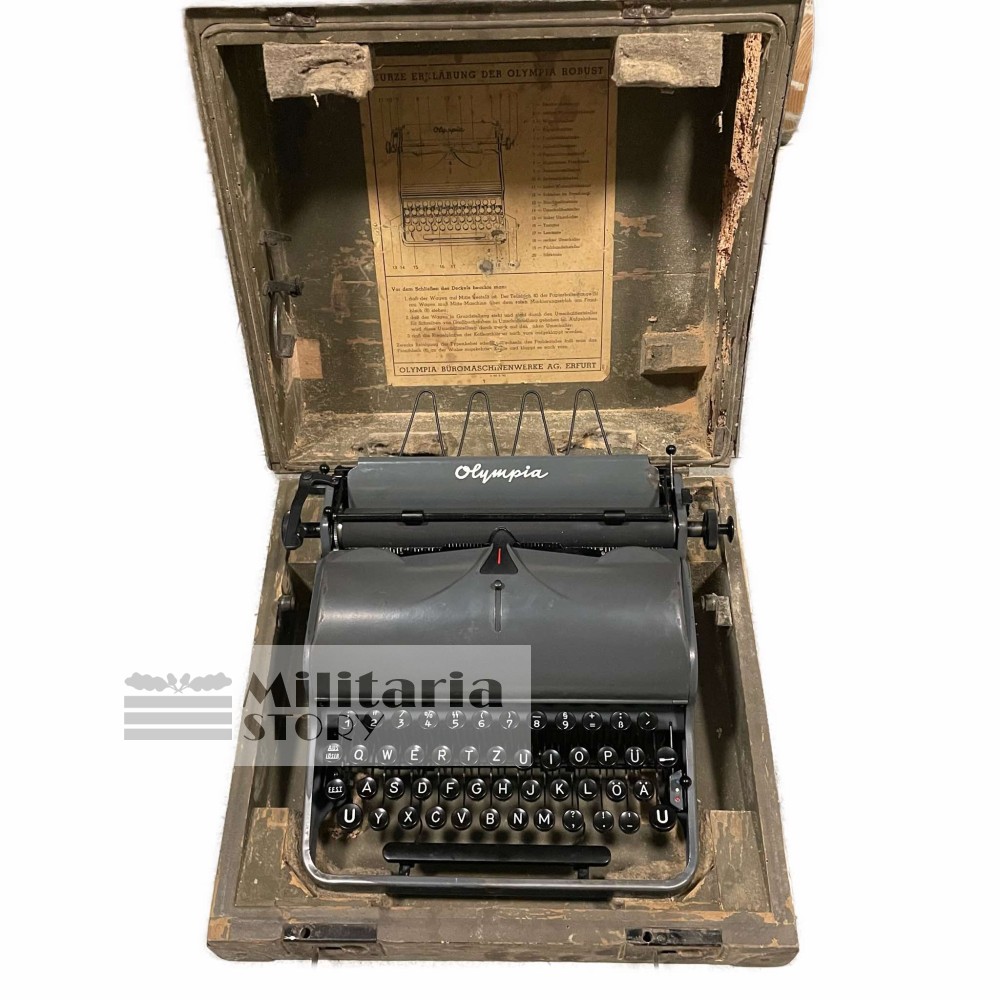 Waffen-SS typewriter by Olympia - Waffen-SS typewriter by Olympia: Third Reich Equipment