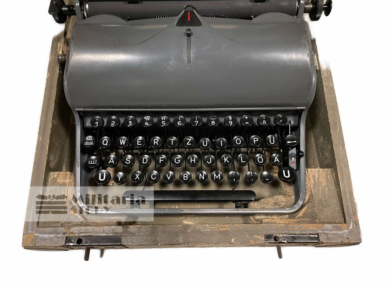 Waffen-SS typewriter by Olympia - Waffen-SS typewriter by Olympia: Vintage German Equipment