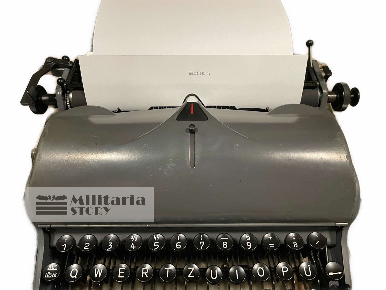 Waffen-SS typewriter by Olympia - Waffen-SS typewriter by Olympia: Third Reich Equipment