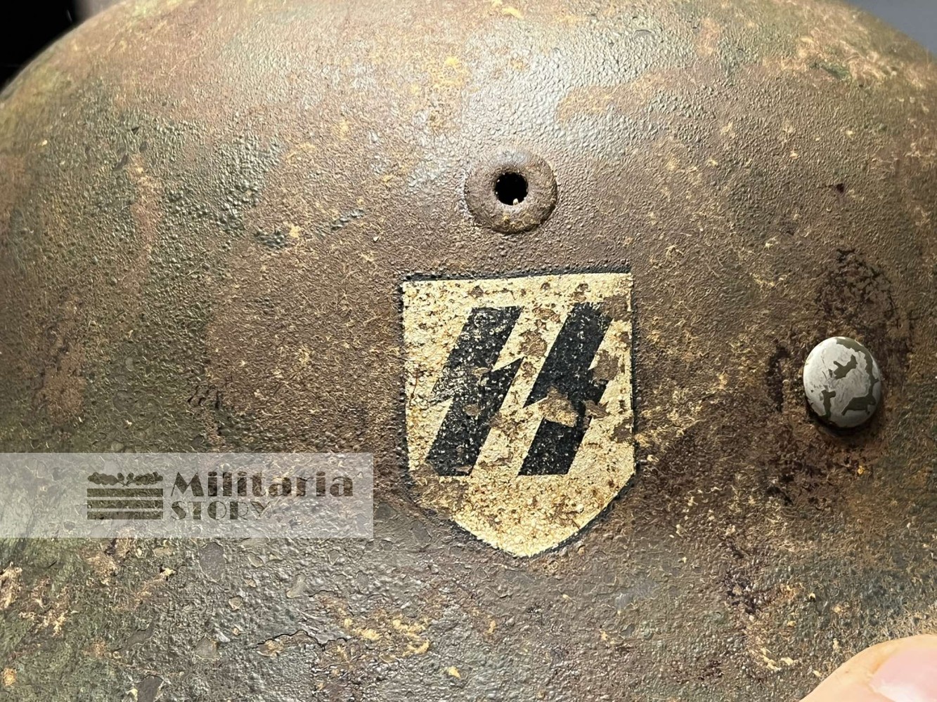 M42 Waffen SS Camo helmet - M42 Waffen SS Camo helmet: WW2 German Headgear