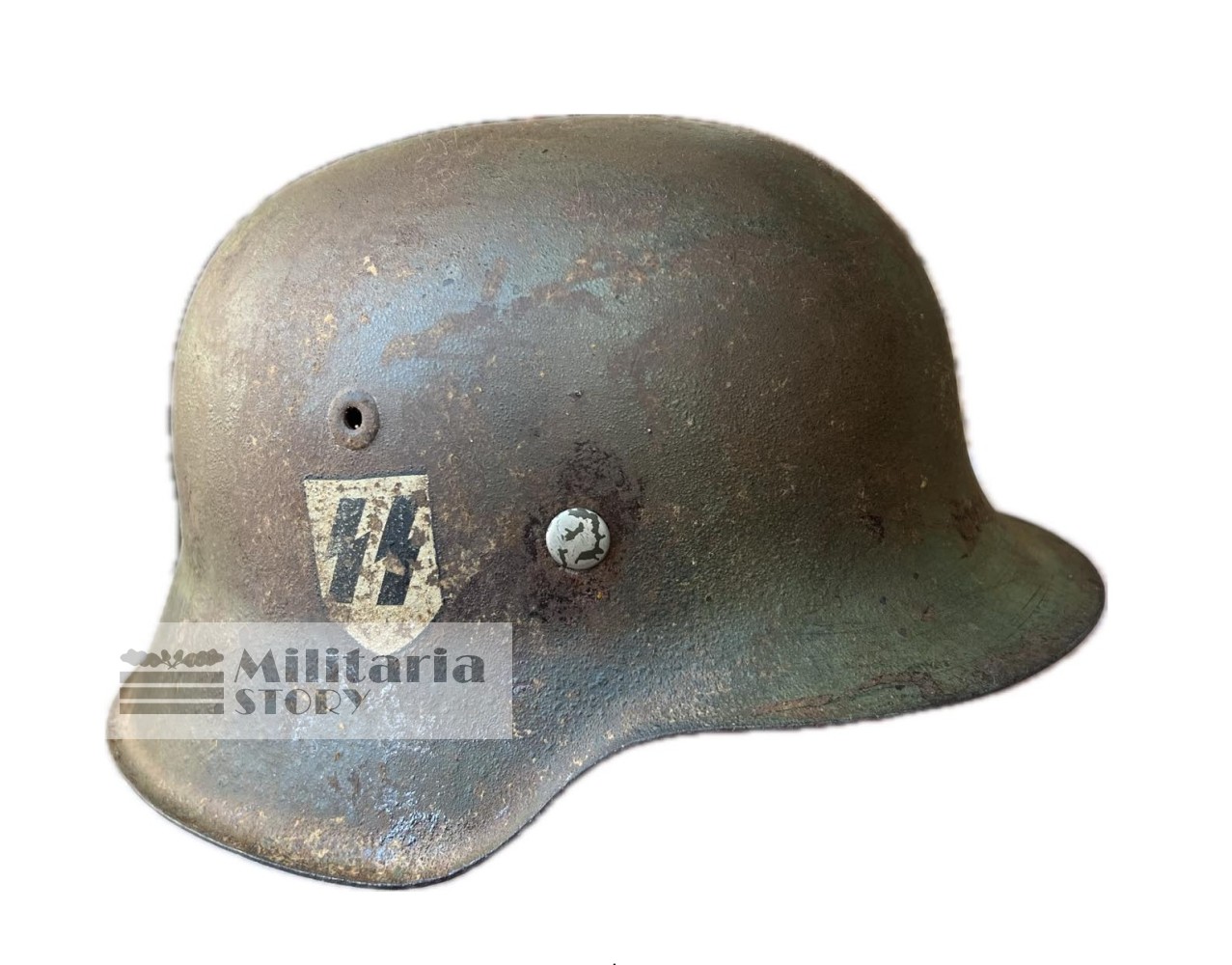 M42 Waffen SS Camo helmet - M42 Waffen SS Camo helmet: Vintage German Headgear