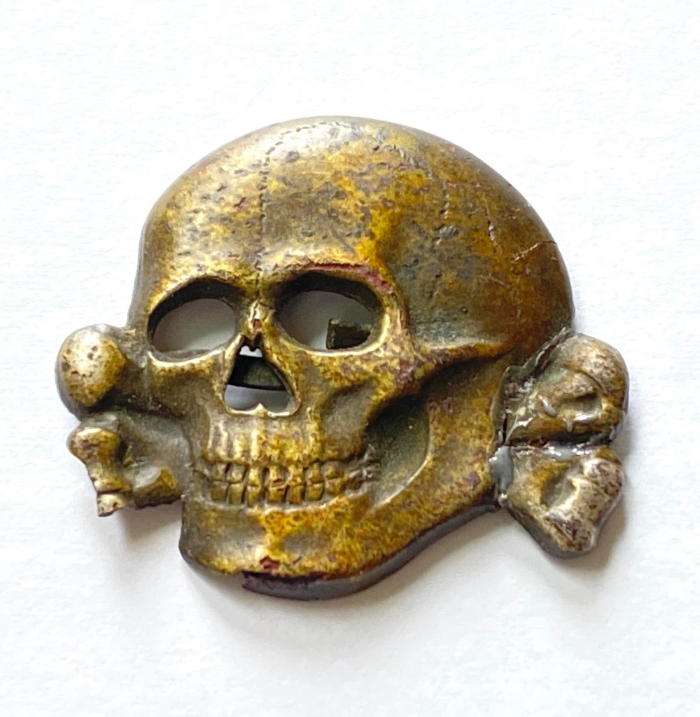 SS D&SM Early Cap Skull