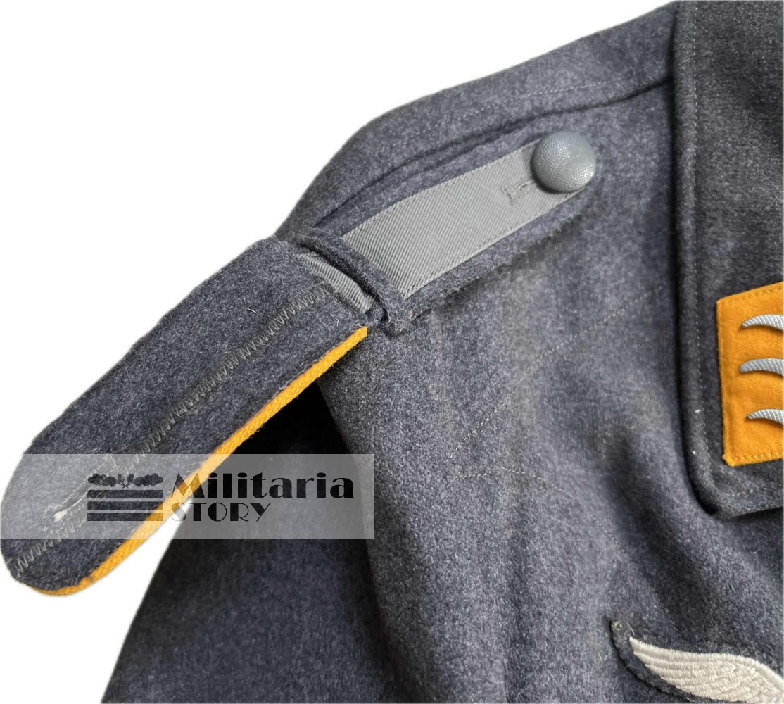  Luftwaffe Paratrooper “Flightblouse” Jacket – Rare Original Example -  Luftwaffe Paratrooper “Flightblouse” Jacket – Rare Original Example: Third Reich Uniforms