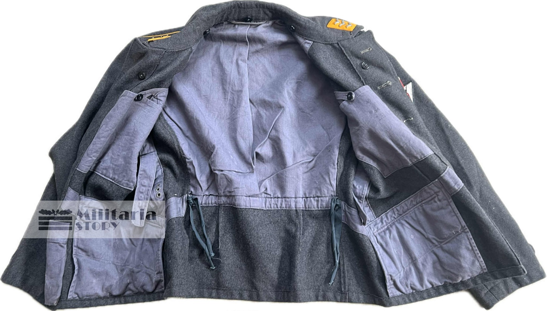  Luftwaffe Paratrooper “Flightblouse” Jacket – Rare Original Example -  Luftwaffe Paratrooper “Flightblouse” Jacket – Rare Original Example: Vintage German Uniforms