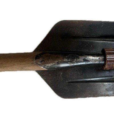 German folding shovel and carrying case, 1942 