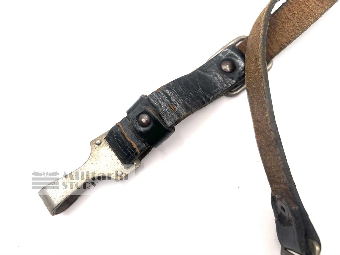 SA/SS officer leather shoulder cross straps - SA/SS officer leather shoulder cross straps: Vintage German Equipment