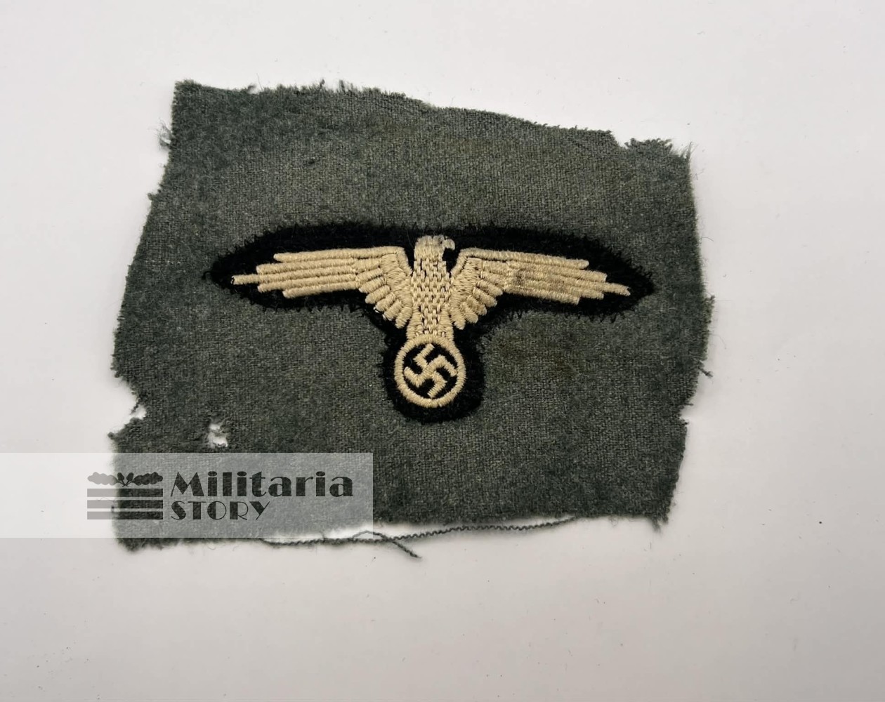 Cut-off early SS VT sleeve eagle