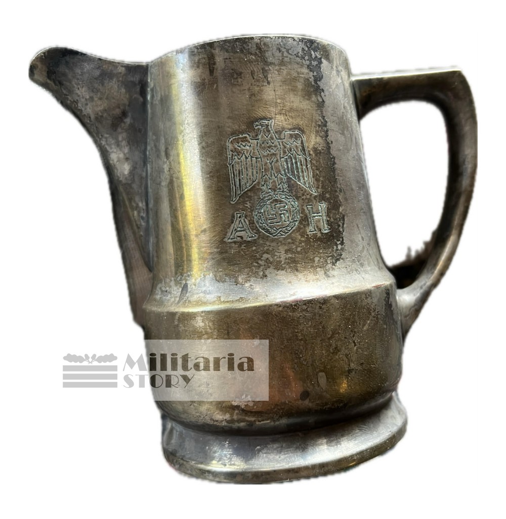 A plated coffee creamer, from Adolf Hitler