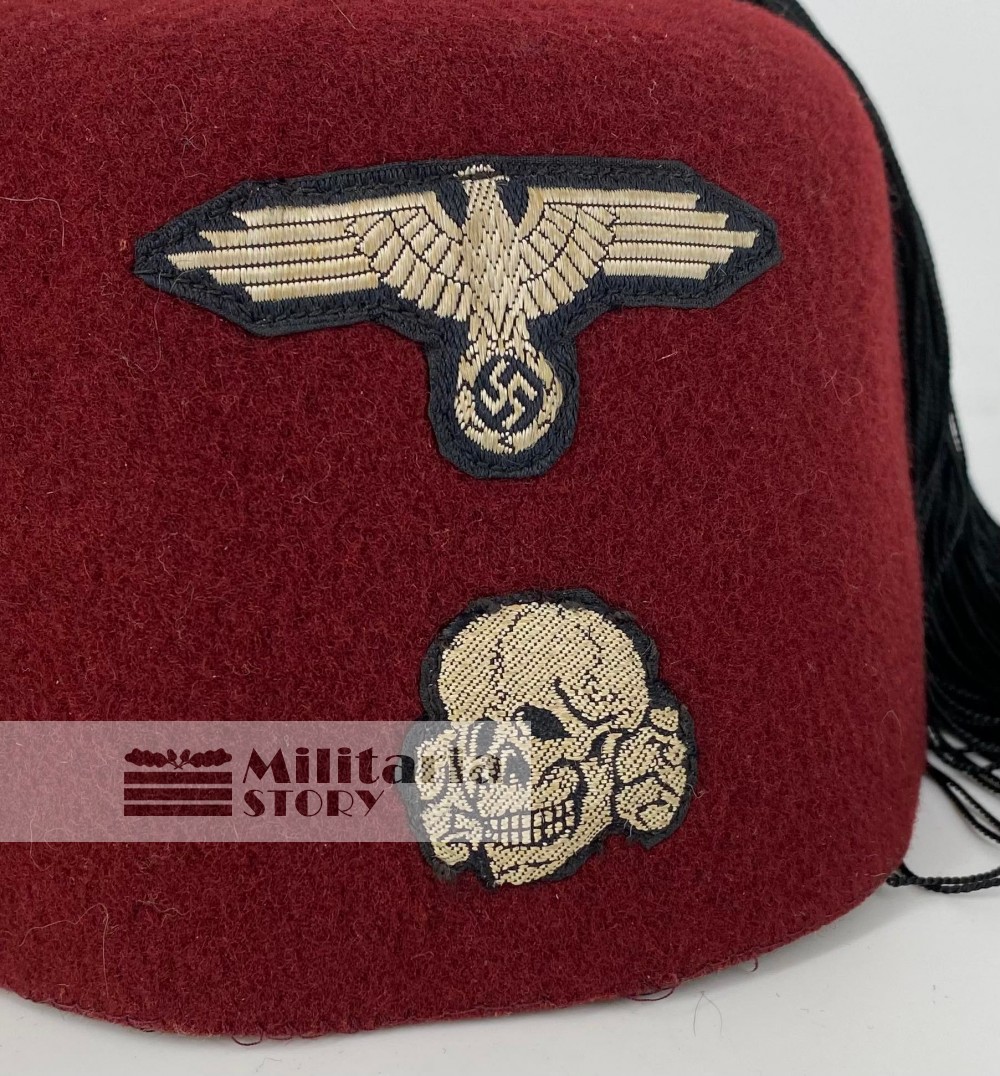 Waffen SS Red Maroon Fez - Waffen SS Red Maroon Fez: pre-war German Headgear