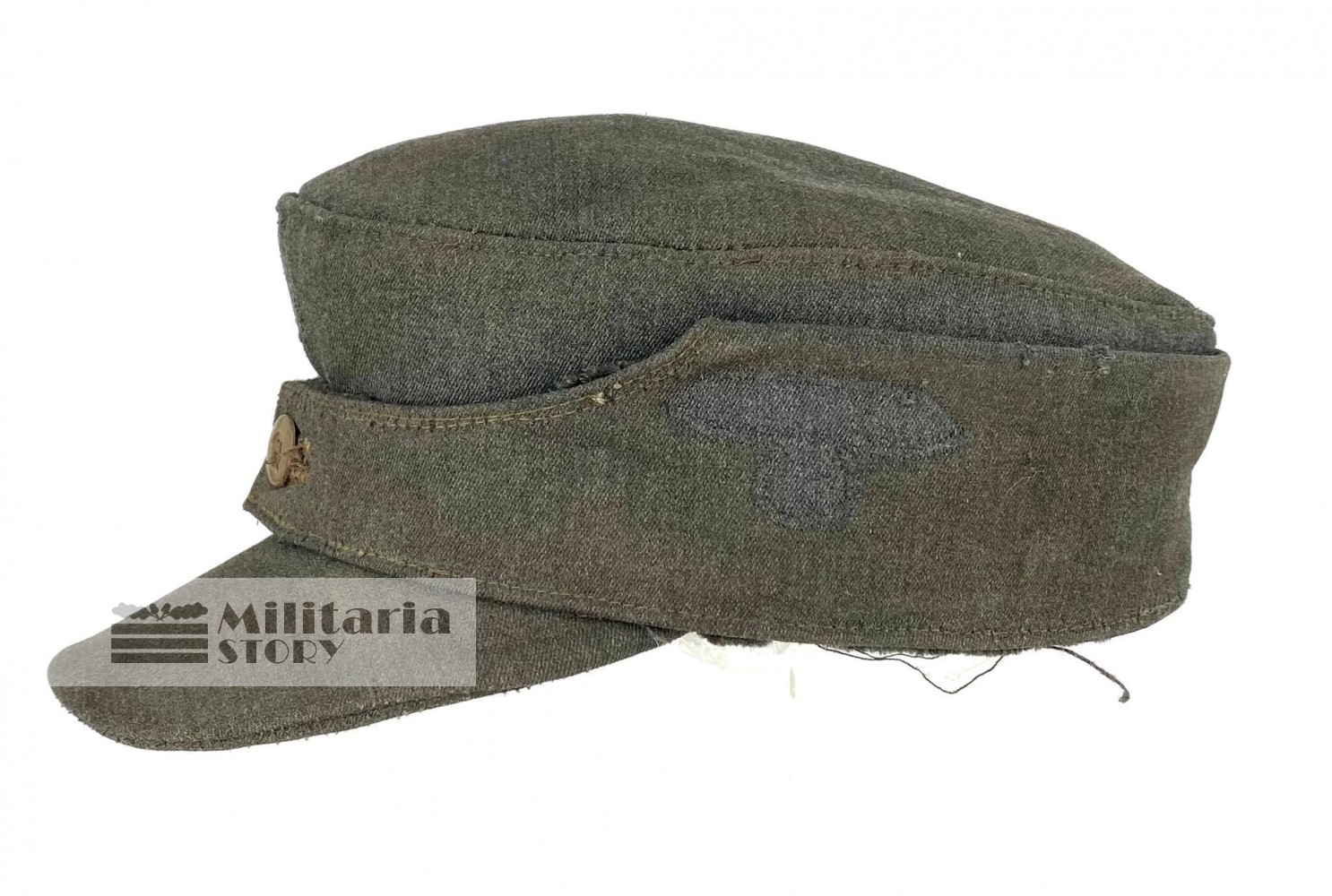 Waffen SS M43 One Button Field Cap - Waffen SS M43 One Button Field Cap: Vintage German Headgear