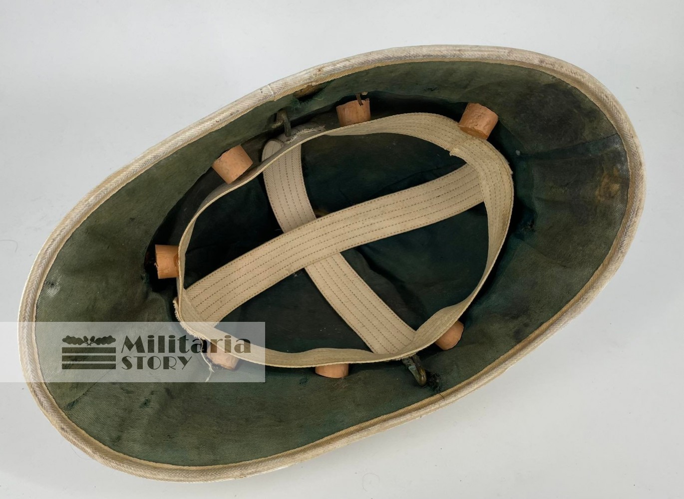 WWI Prussian Colonial Tropical Helmet - WWI Prussian Colonial Tropical Helmet: WW2 German Headgear