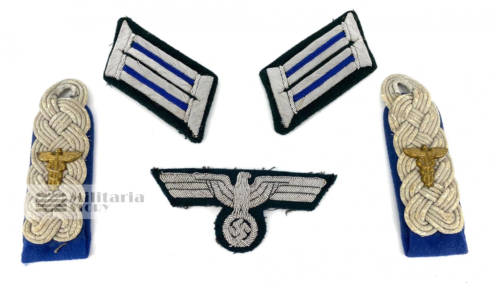 Set of Heer medical officer insignia - Set of Heer medical officer insignia: WW2 German Insignia