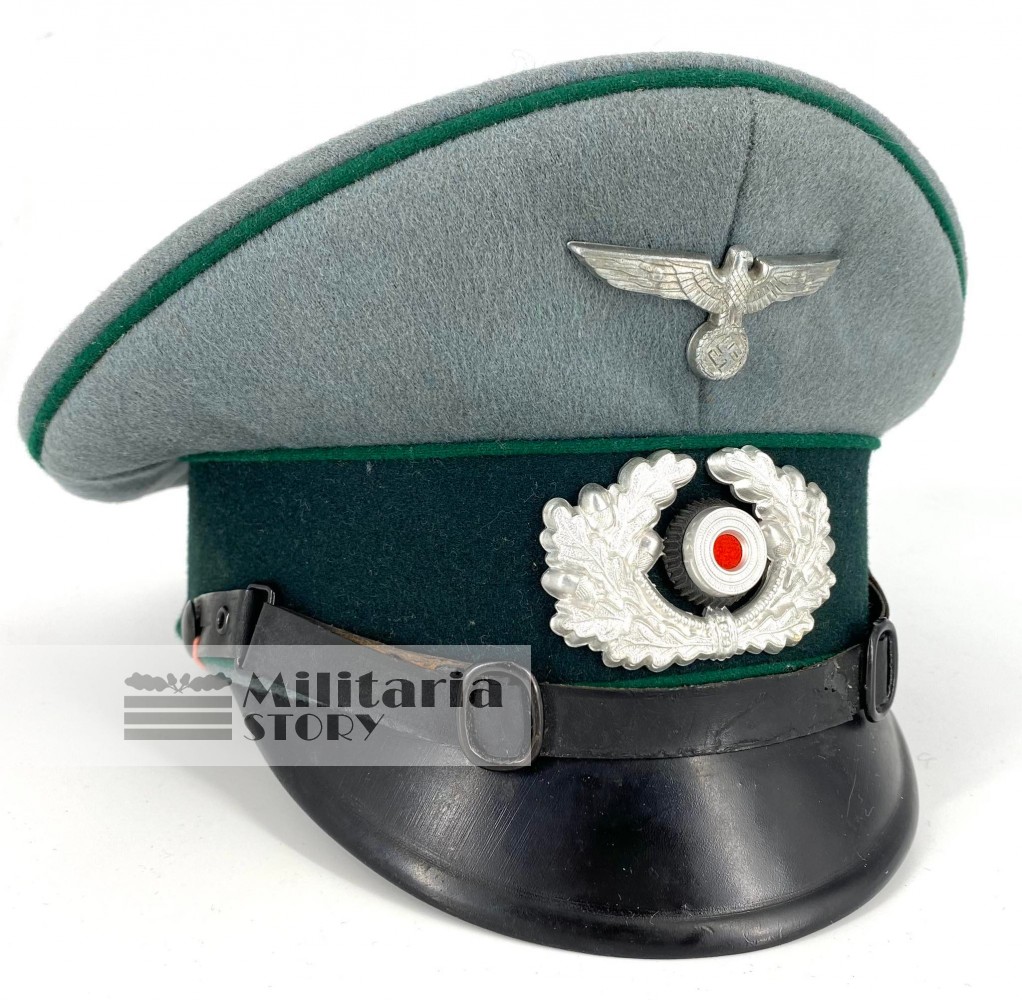 Heer Gebirgsjager Officer Visor Cap - Heer Gebirgsjager Officer Visor Cap: WW2 German Headgear